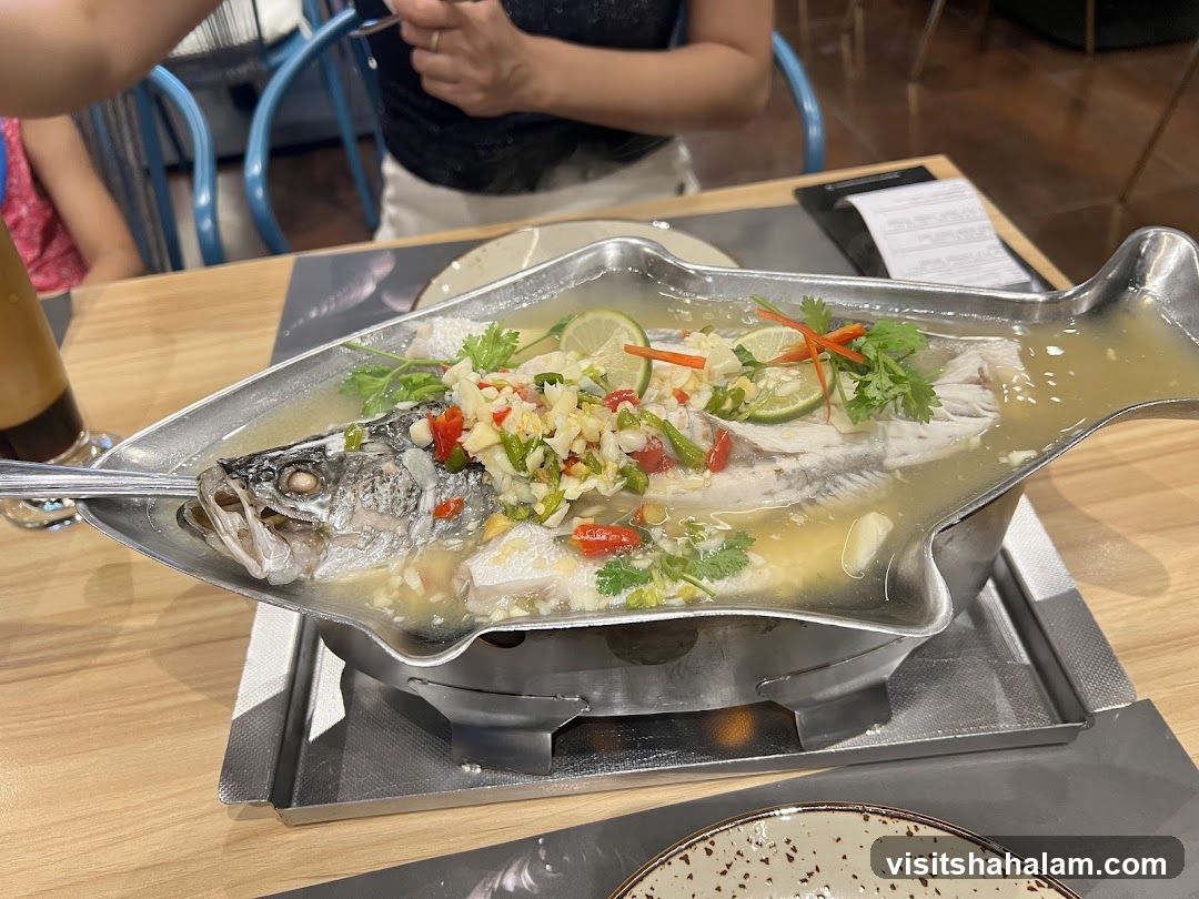 Steamed Fish with Lime and Chili