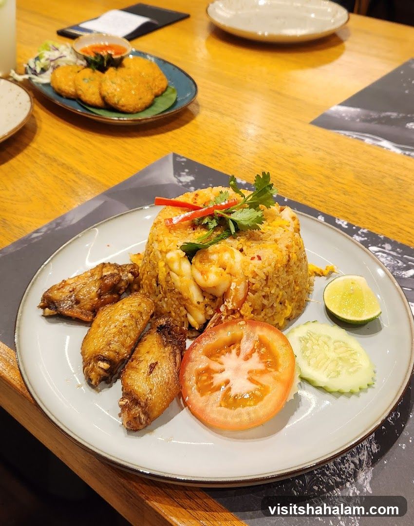 Fried Rice with Chicken Wings