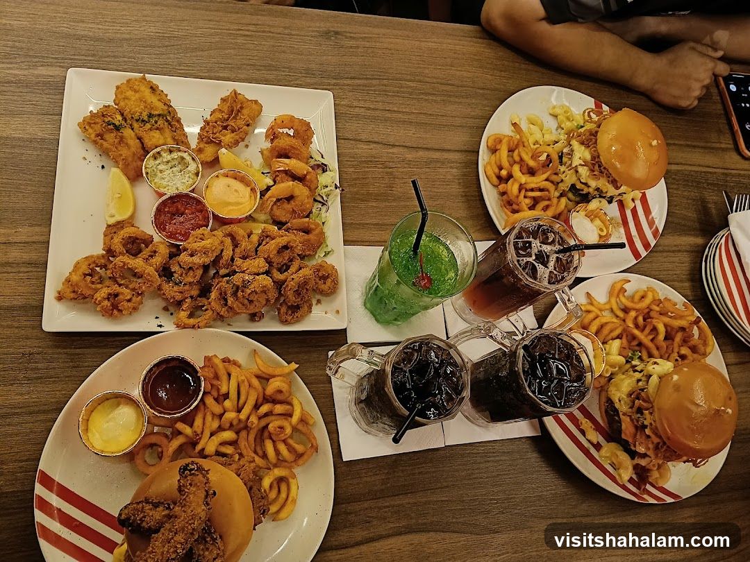 Fried Seafood Platter and Burgers with Drinks