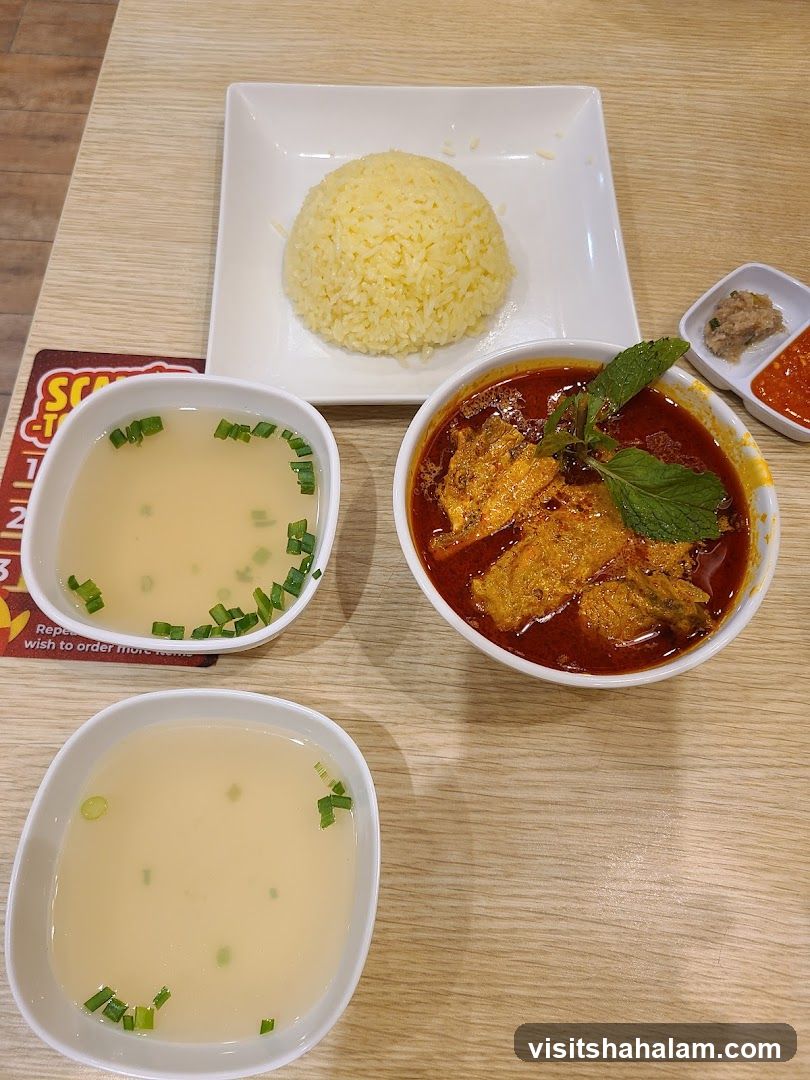 Curry Chicken Rice Meal