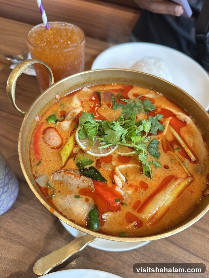 Tom Yum Soup with Rice and Drink