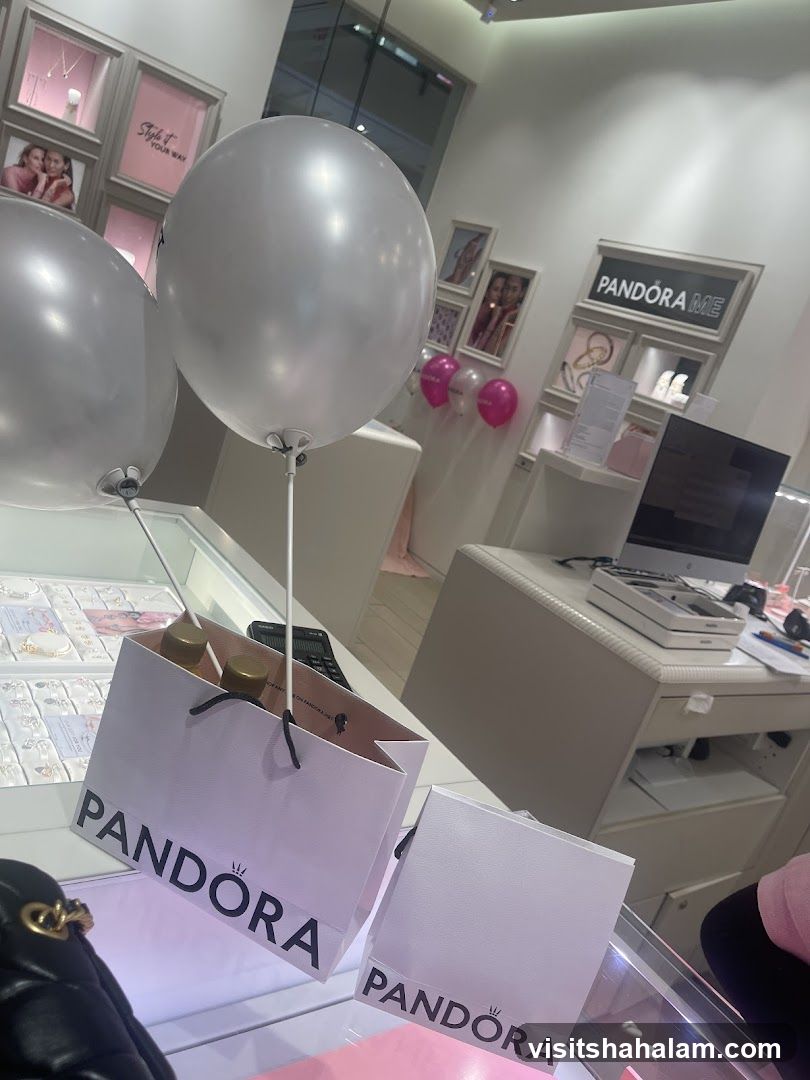 Pandora Store Interior with Balloons and Shopping Bags