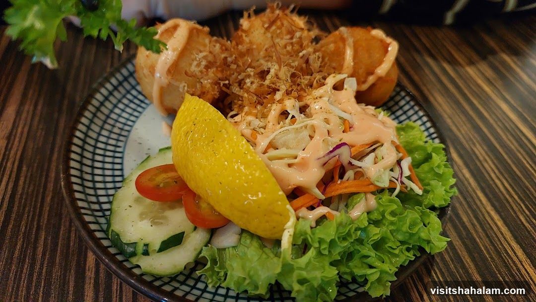 Takoyaki with Salad