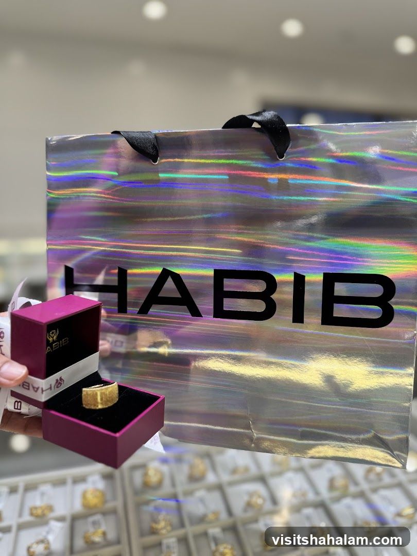 Jewelry Ring in Box with Shopping Bag
