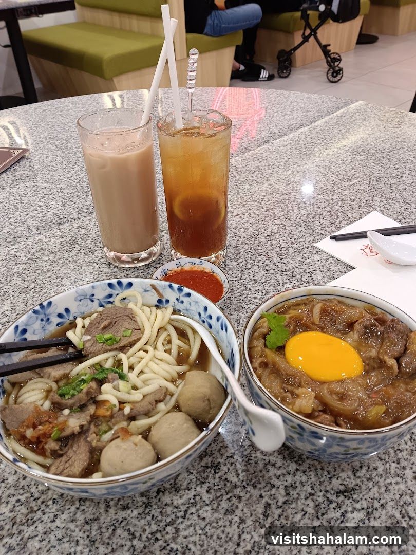 Noodle and Rice Bowl Meal
