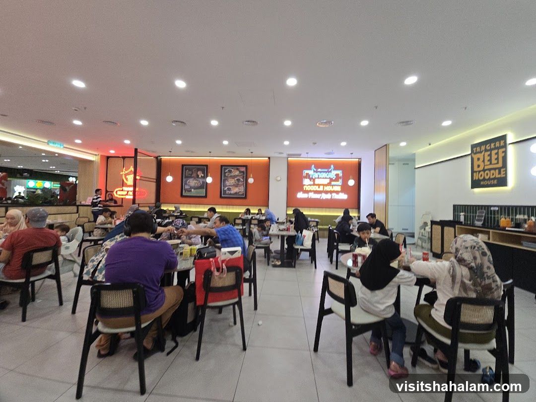 Tangkak Beef Noodle House Interior