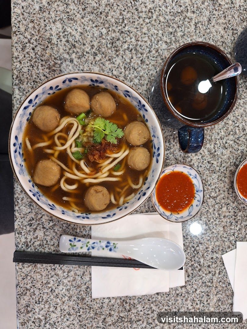 Noodle Soup with Meatballs