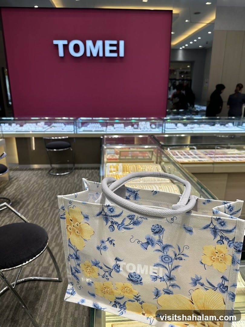 Tomei Jewelry Store Interior