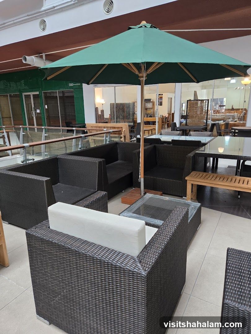 Outdoor Furniture Display