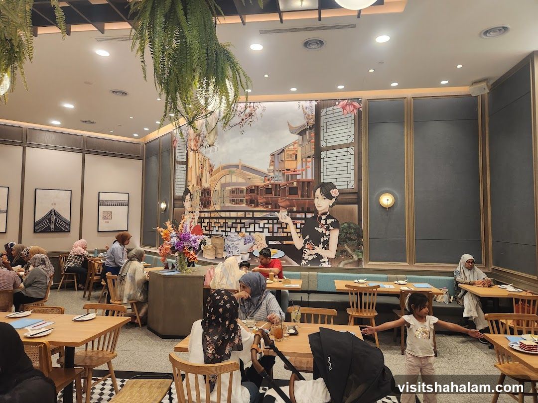 Restaurant Interior with Asian-Inspired Decor