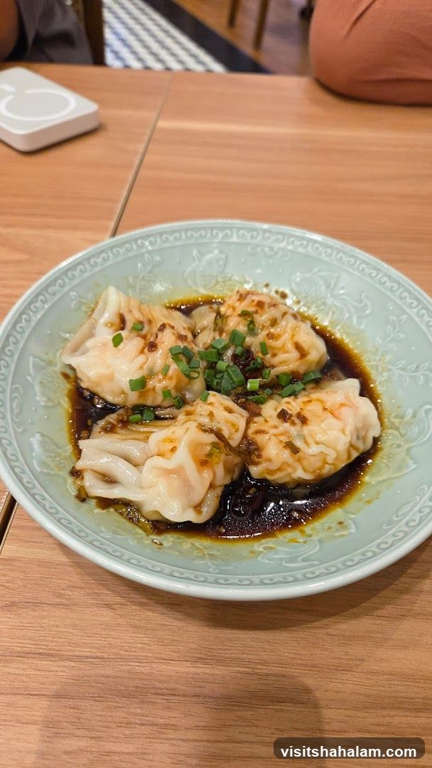 Wontons in Chili Oil