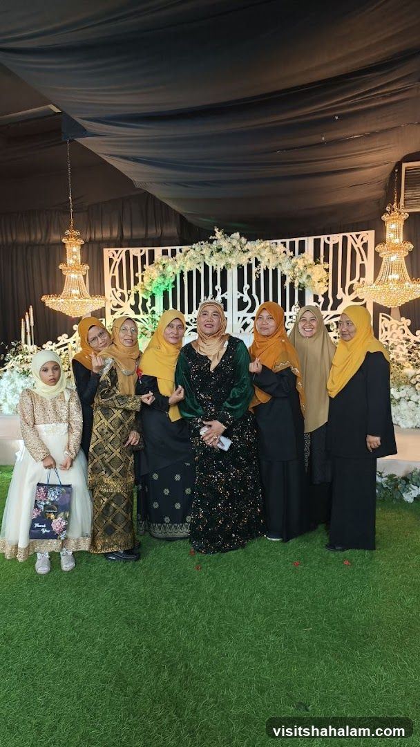 Group of women and a child posing for a photo