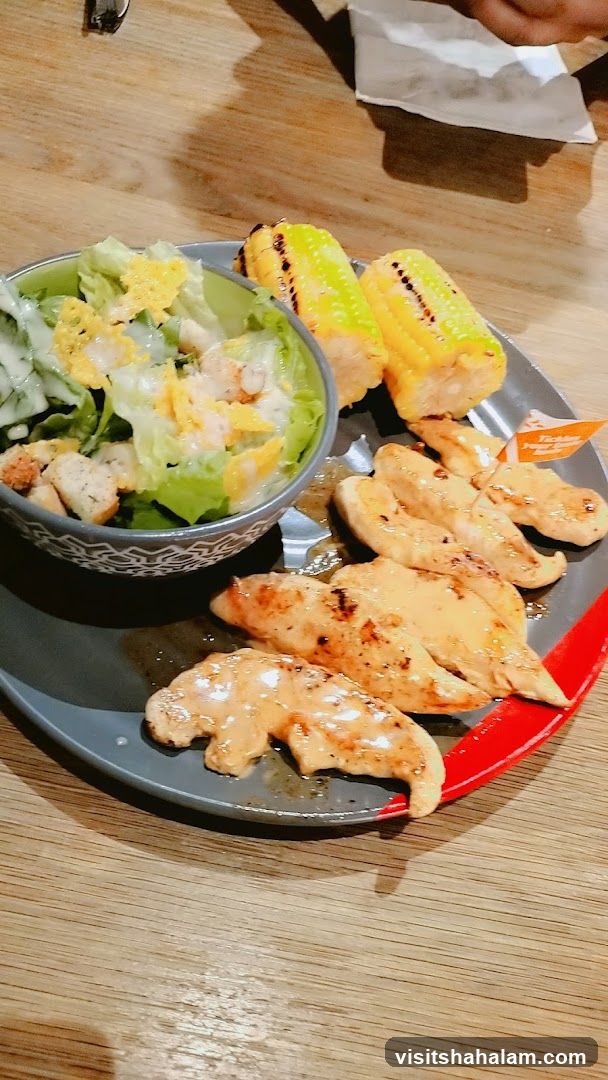 Grilled Chicken with Corn and Salad
