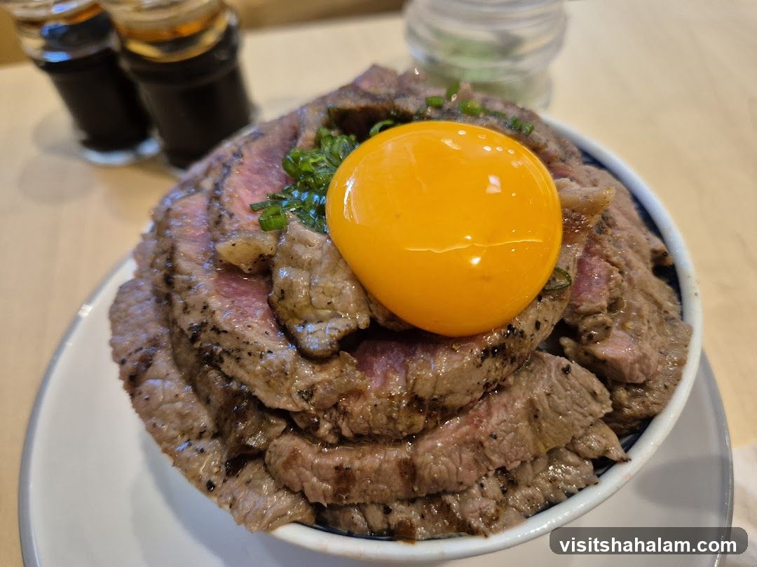 Beef Bowl with Egg Yolk