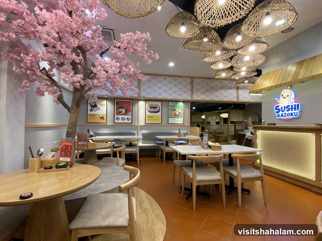Sushi Kazoku Interior