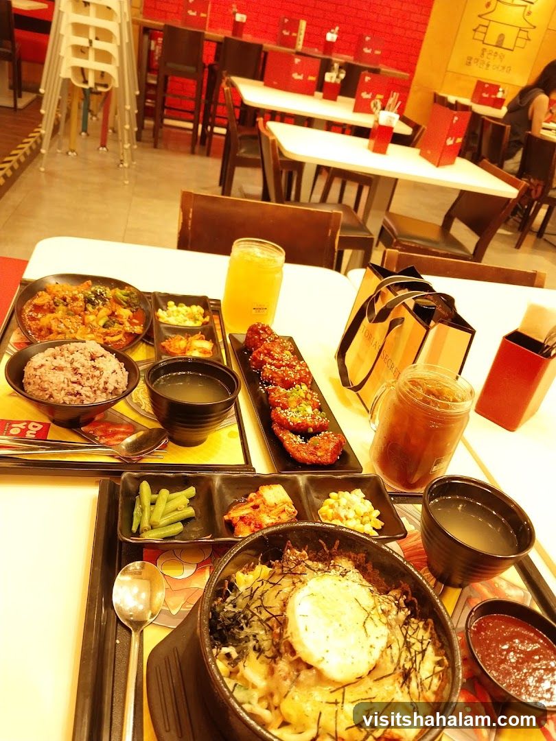 Korean Food Spread