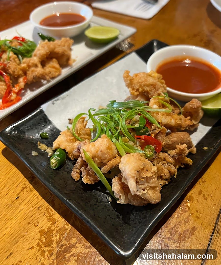 Crispy Calamari with Dipping Sauce