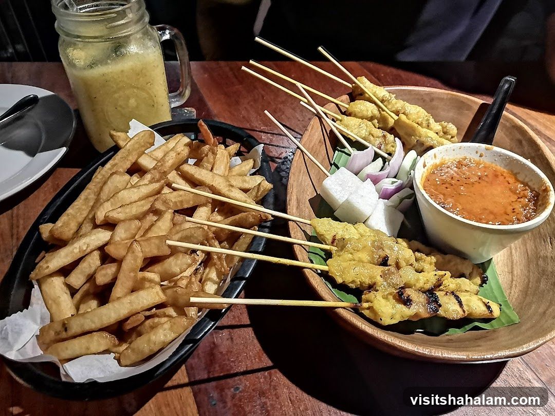 Chicken Satay with Fries and Peanut Sauce